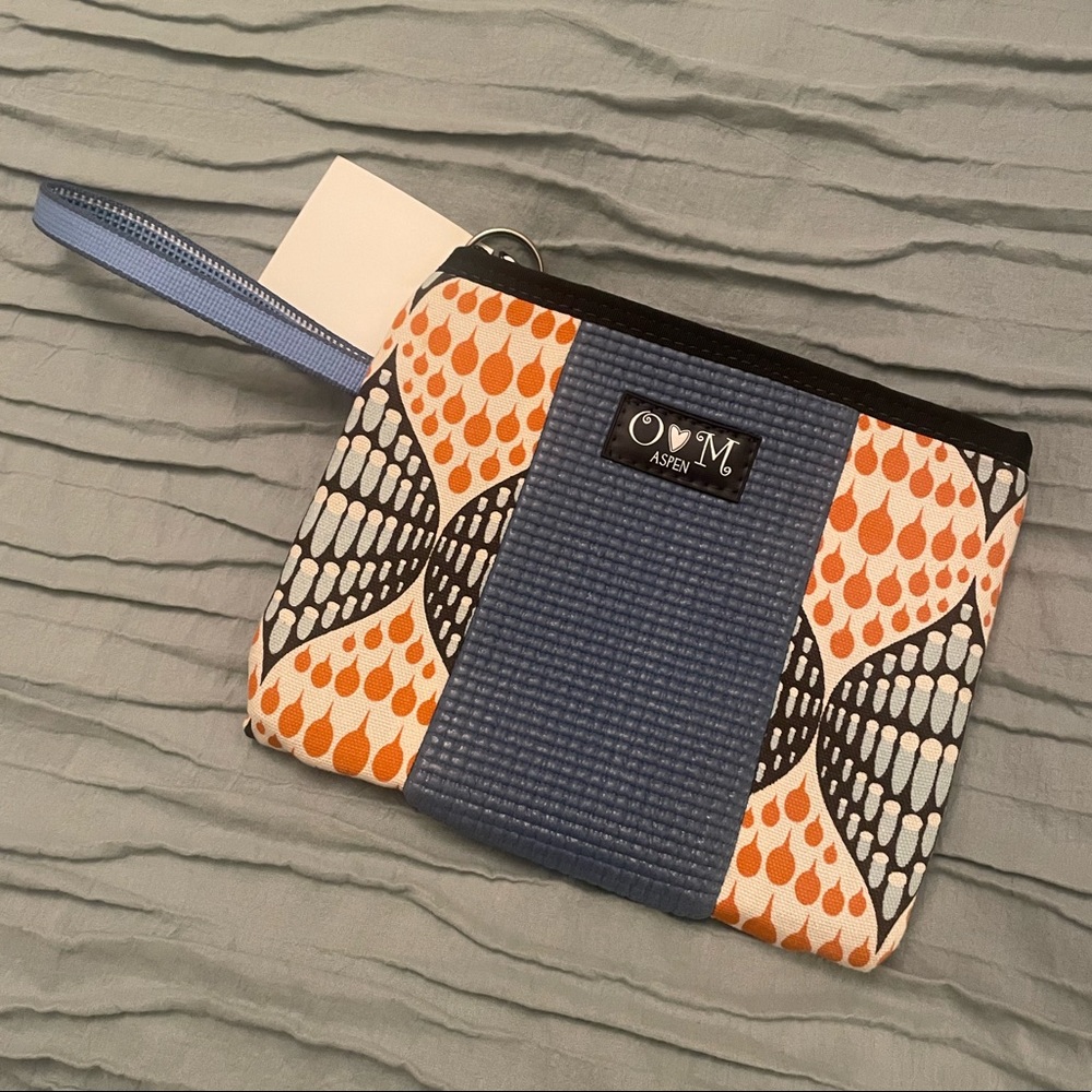 New O❤️M Aspen wristlet or cosmetic bag